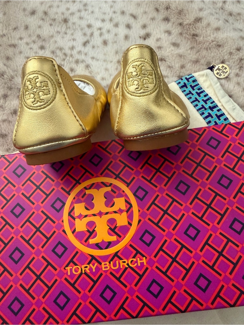 Tory Burch Eddie Ballet Flats in Metallic Gold Size 6 - Picture 6 of 6